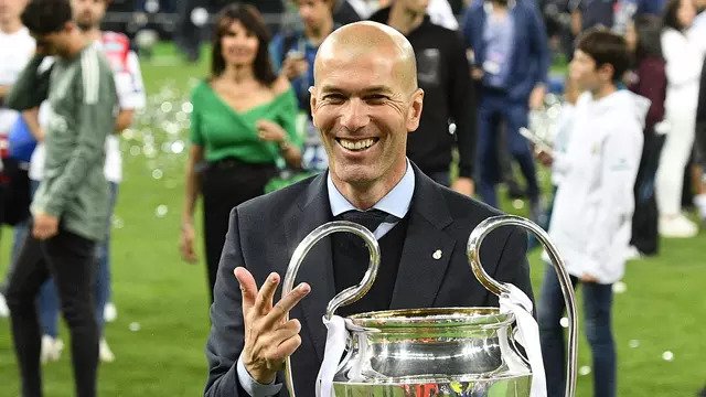 Zinedine Zidane Salah Satu Kandidat yang Dapat Menggantikan Maurizio Sarri