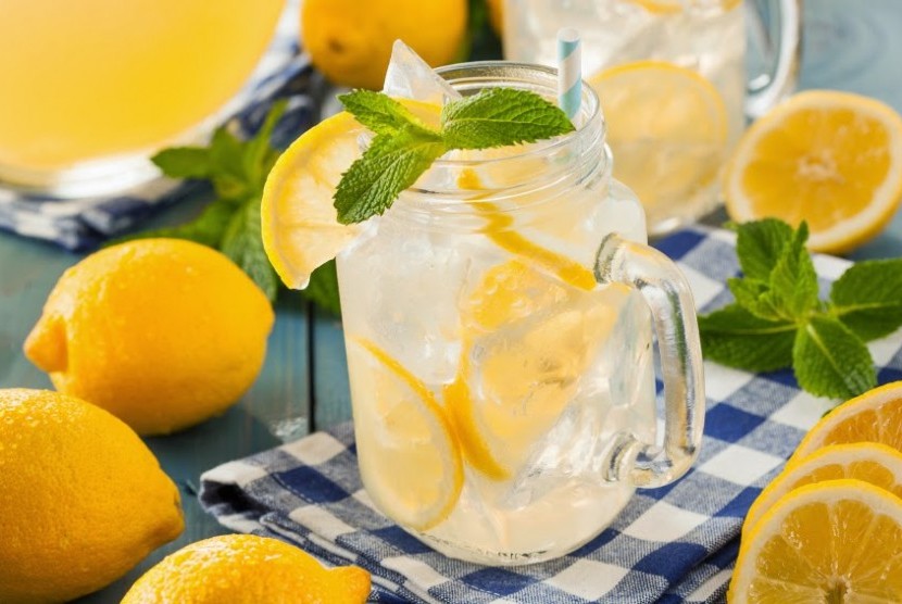Manfaat Perasan Air Lemon Bagi Tubuh
